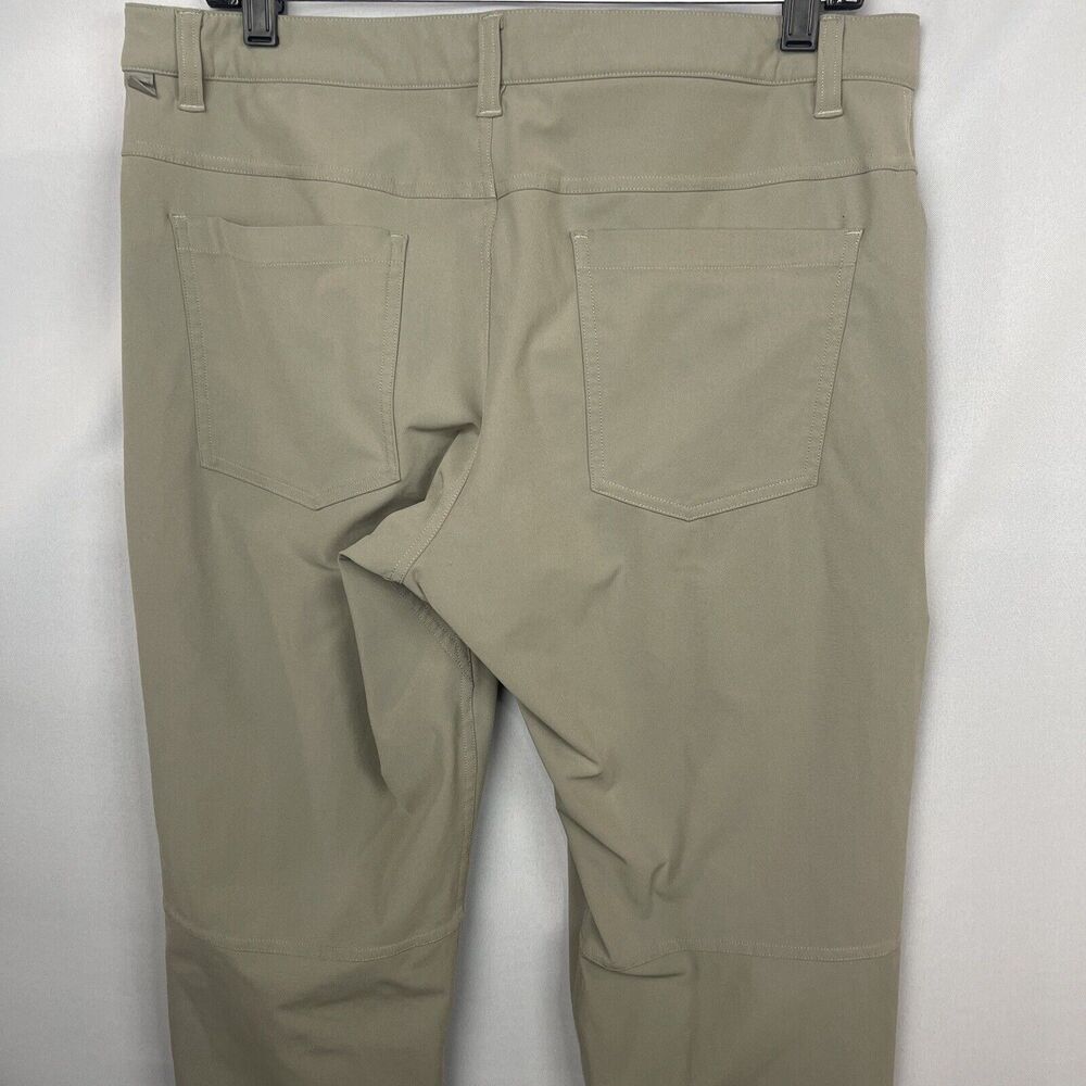 Lululemon Men's ABC Pants Size 33 Beige/Tan Warpstreme Stretch M5426SA - Picture 6 of 14